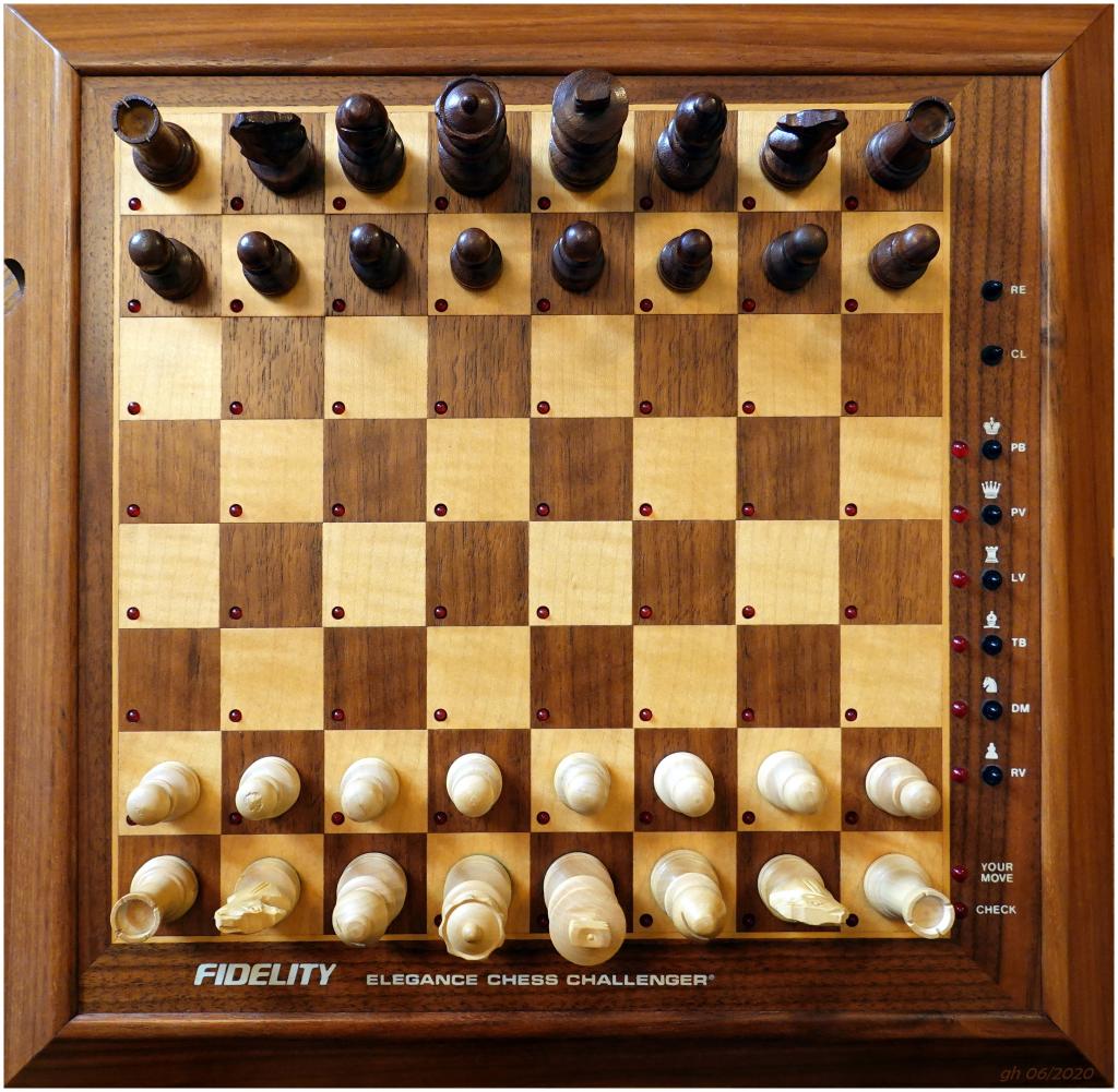 Fidelity Elegance Chess Challenger